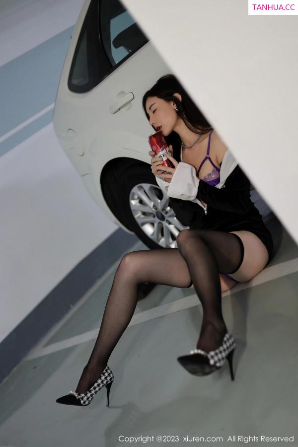 薛曼柔  [XiuRen]高清写真图 2023.11.09 No.7634 曼柔 黑丝美腿第21张图片